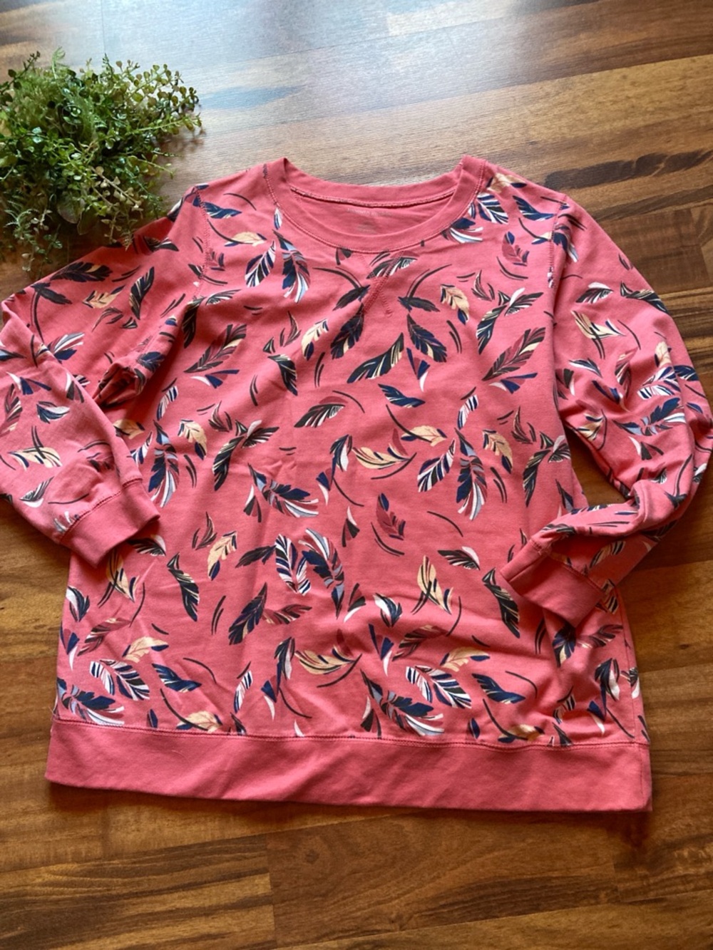 Woman Within Size L (18/20) coral feather print sweatshirt